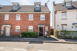 Images for Farnborough Drive, Daventry, NN11