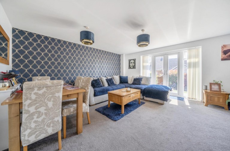 Images for Farnborough Drive, Daventry, NN11