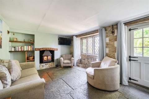 Click the photo for more details of School Cottages, Barwick, Yeovil