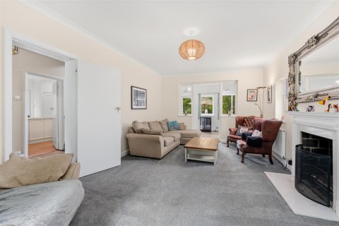 Click the photo for more details of Broad Gap, Bodicote, Banbury