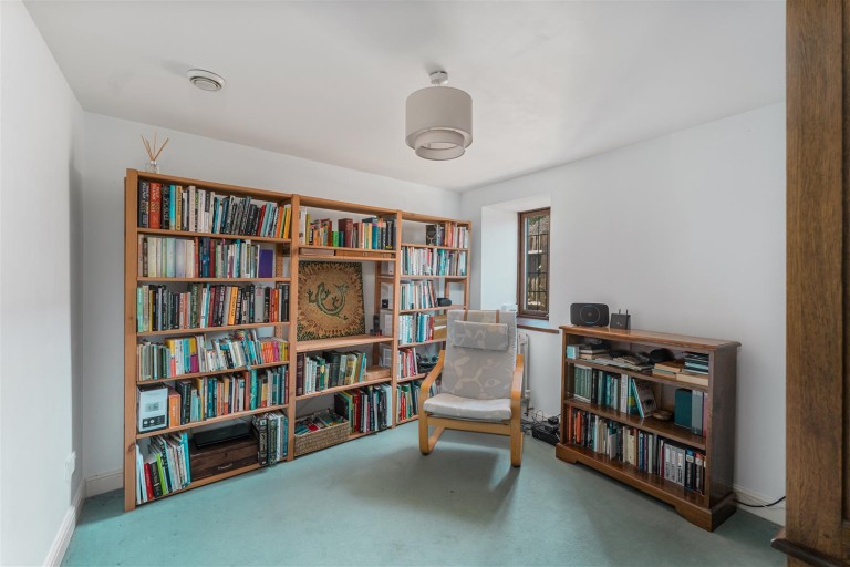 Images for Chapel Lane, Balscote - Ideal for home workers