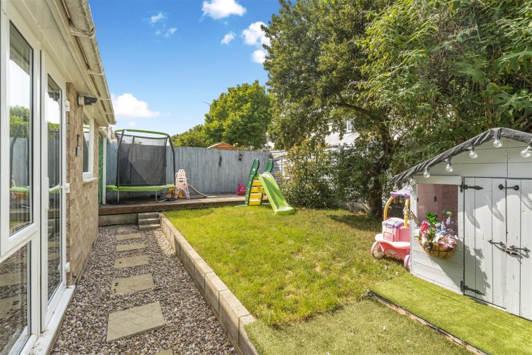 Images for Freemans Road, Bodicote