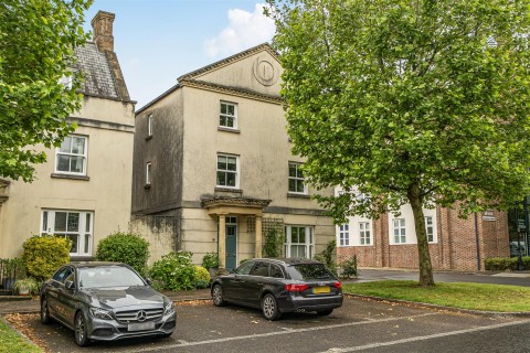 Peverell Avenue East, Poundbury, Dorchester
