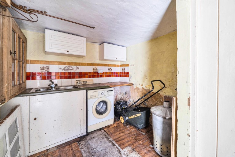 Images for Gayton Road, Eastcote, NN12