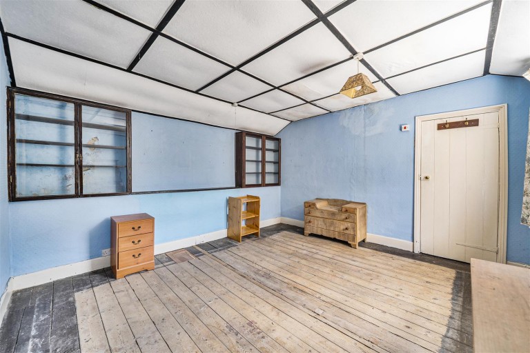 Images for Gayton Road, Eastcote, NN12