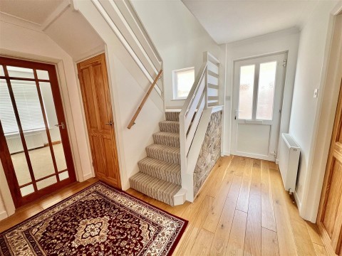 Click the photo for more details of Totland Bay, Isle of Wight