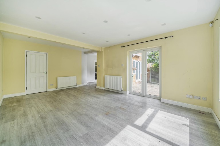 Images for Smithland Court, Greens Norton, NN12