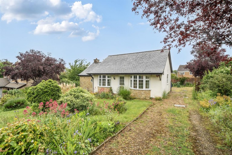 Images for Brackley Road, Silverstone, NN12