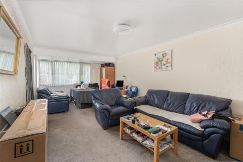 Click the photo for more details of Lodge Close, Banbury - Investment buyers only