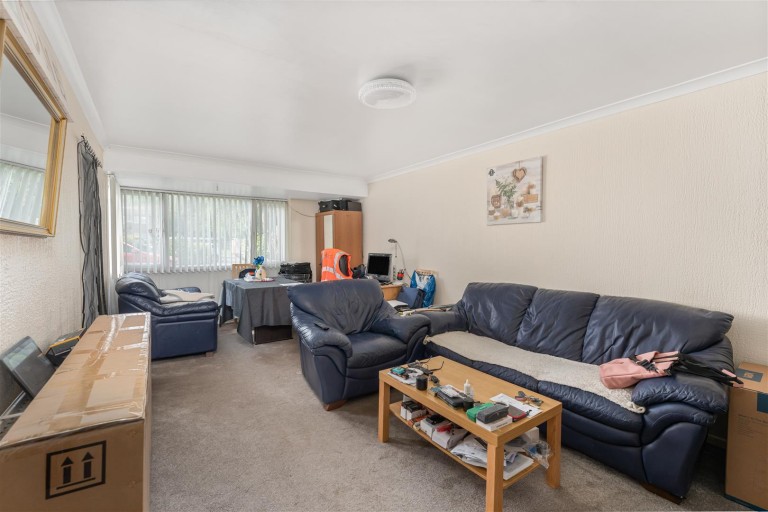 Images for Lodge Close, Banbury - Investment buyers only