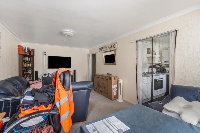Images for Lodge Close, Banbury - Investment buyers only
