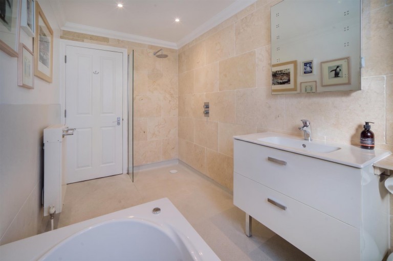 Images for Cowes, Isle of Wight