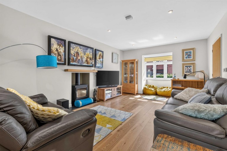 Images for Spinney Hill, Oakham, Rutland