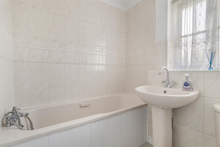 Images for Lowry Close, Haverhill