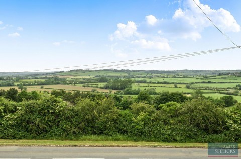 Click the photo for more details of Abbotts View, Cottingham, Market Harborough