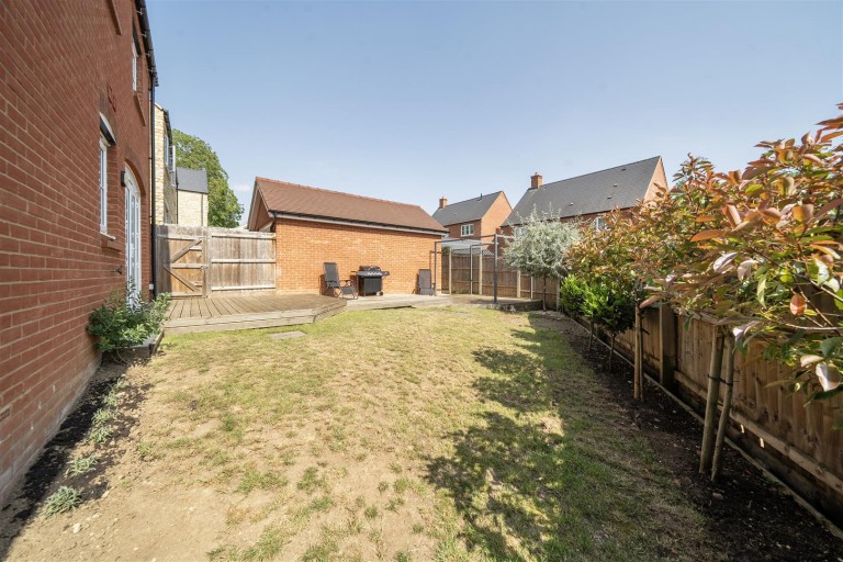 Images for Tanters Road, Towcester, NN12 6LE