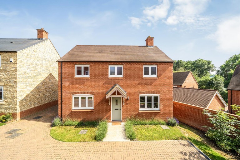 Images for Tanters Road, Towcester, NN12 6LE