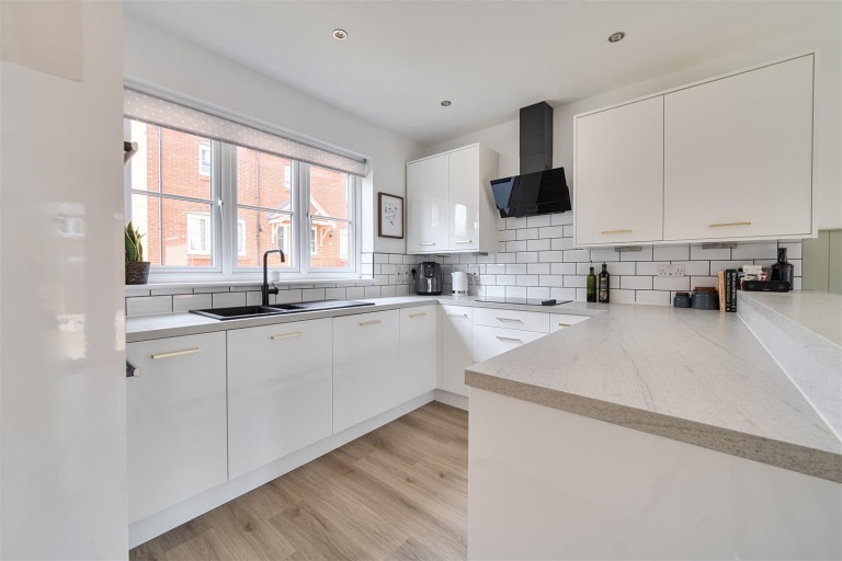 Images for Tanters Road, Towcester, NN12 6LE