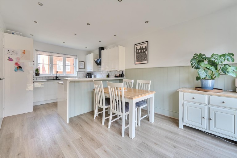 Images for Tanters Road, Towcester, NN12 6LE