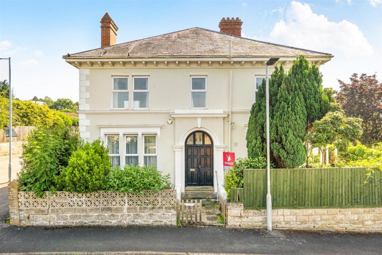 Click the photo for more details of Hayne Park, Barnstaple