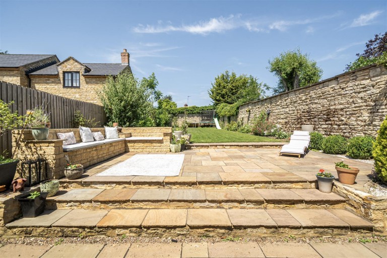 Images for Reindeer Court, Potterspury, NN12