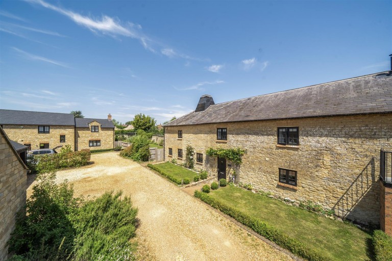 Images for Reindeer Court, Potterspury, NN12