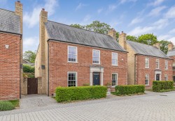 Images for Alycidon Mews, Newmarket