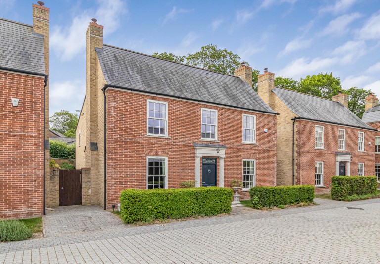 Images for Alycidon Mews, Newmarket