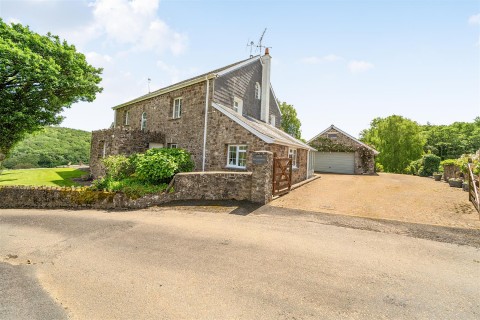 Click the photo for more details of Taw Valley