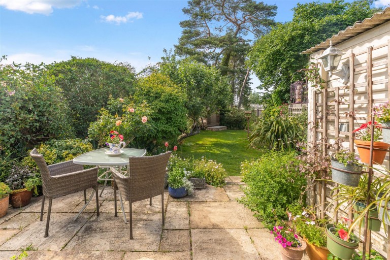 Images for Wales Street, Kings Sutton - Close to railway station