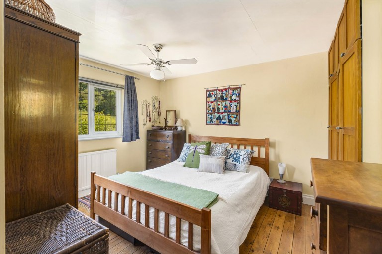 Images for Wales Street, Kings Sutton - Close to railway station