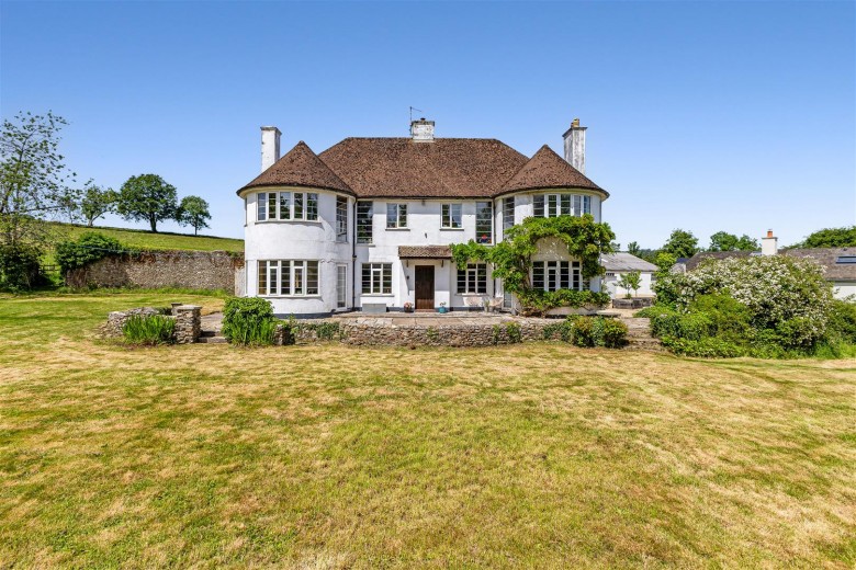 Click the photo for more details of Farway, Colyton