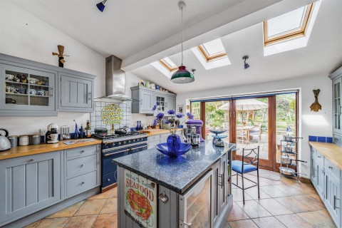 Click the photo for more details of Cat Street, Chiselborough, Stoke-Sub-Hamdon