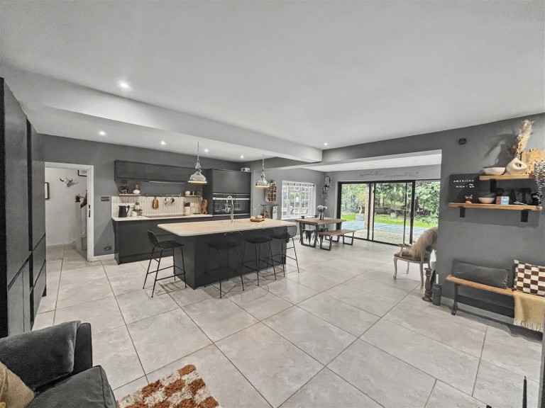 Images for Redbridge Lane, Crossways