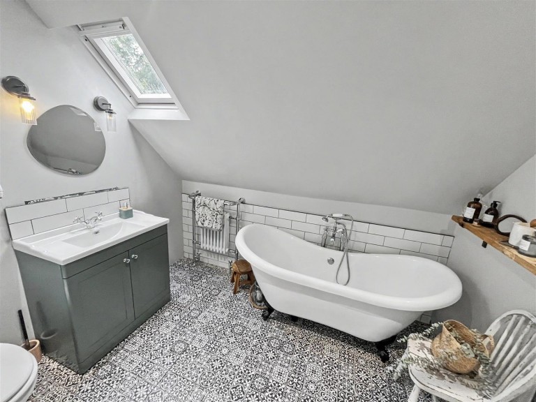 Images for Redbridge Lane, Crossways