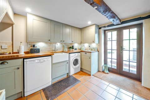Click the photo for more details of Brackley Road, Towcester, NN12