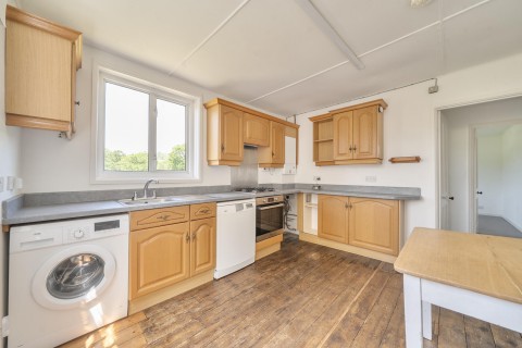 Click the photo for more details of Venlake, Uplyme