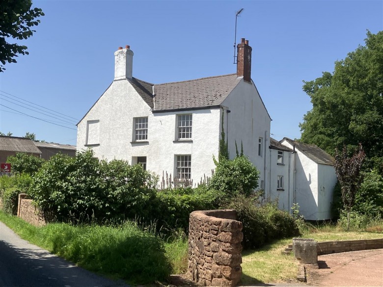 Click the photo for more details of Croford, Wiveliscombe, Taunton