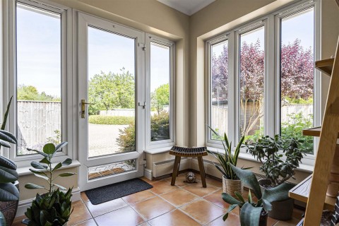 Click the photo for more details of Woodlands Close, Girton, Cambridge