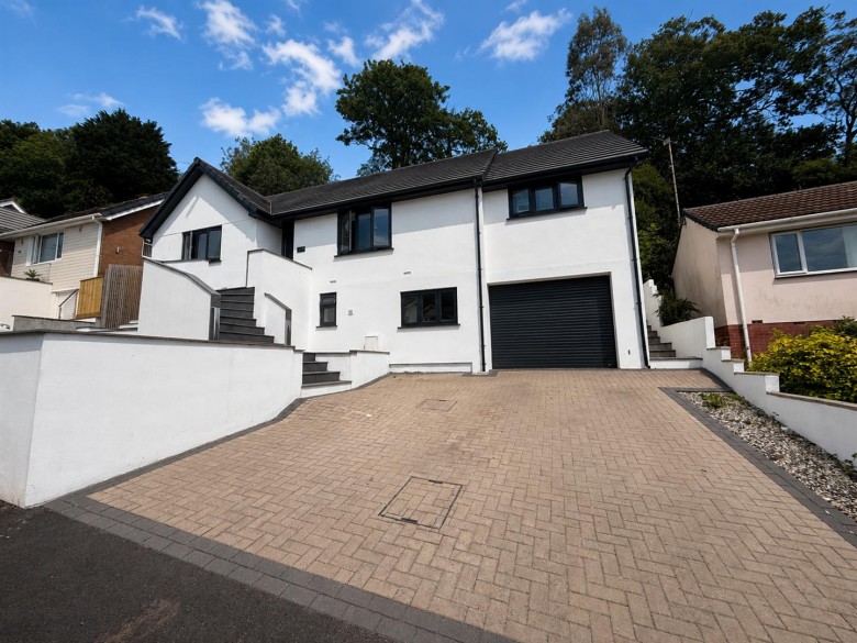 Click the photo for more details of Southfield Avenue, Preston, Paignton