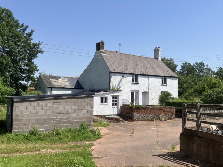 Click the photo for more details of Croford, Wiveliscombe, Taunton