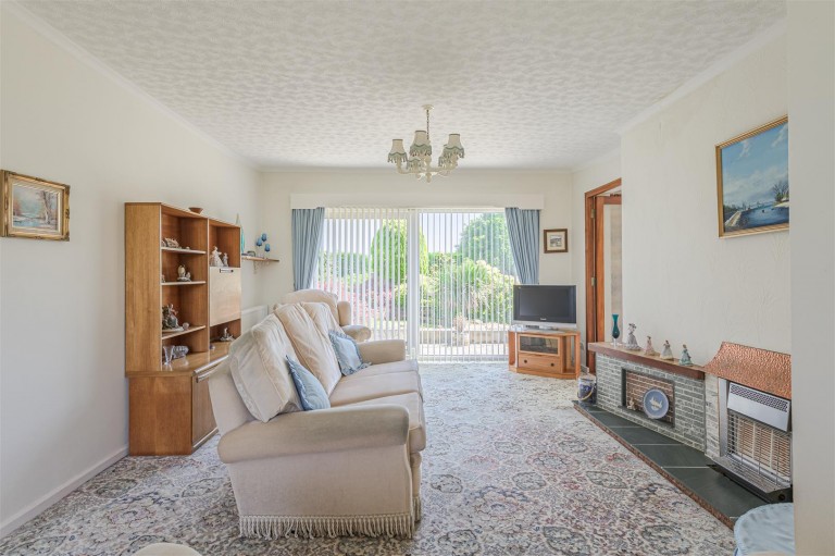 Images for Moat Bank, Bretby, DE15