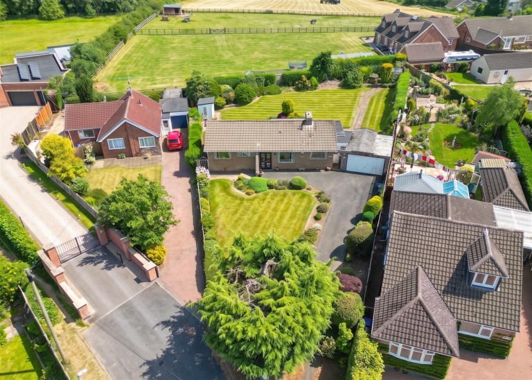 Images for Moat Bank, Bretby, DE15