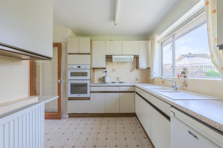 Images for Moat Bank, Bretby, DE15