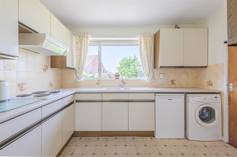 Images for Moat Bank, Bretby, DE15