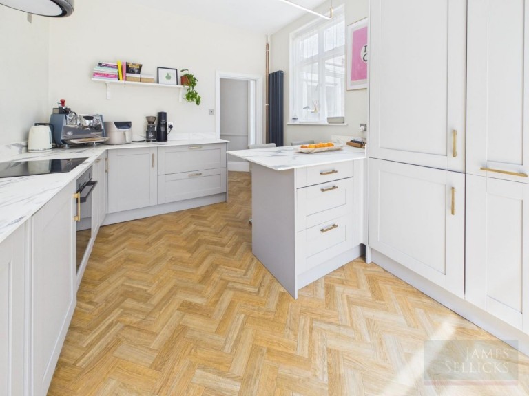 Images for Morland Avenue, Stoneygate, Leicester