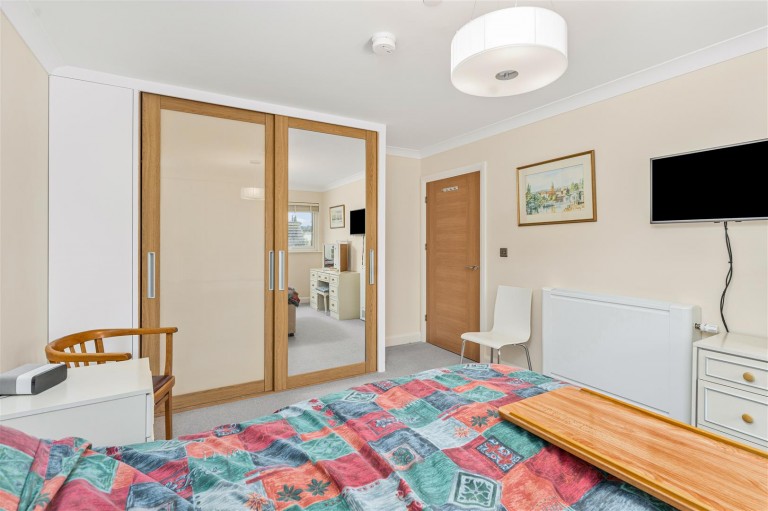 Images for Park Gardens, Bath Road, Banbury