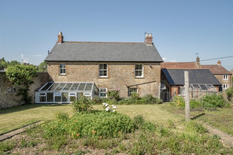 Click the photo for more details of Middle Street, Misterton, Crewkerne