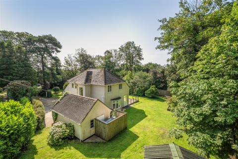 Click the photo for more details of Green Lane, Raymonds Hill, Axminster