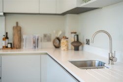 Images for Lee Bay Apartments